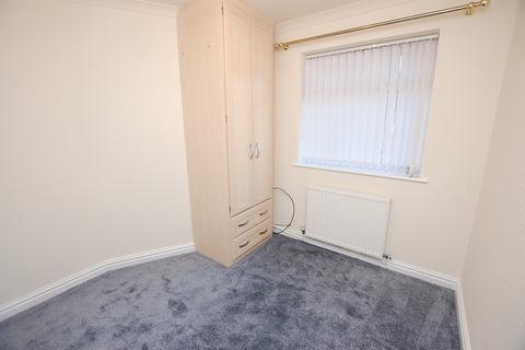 27 Knowle Avenue, Ashton-under-lyne, OL7 9ER