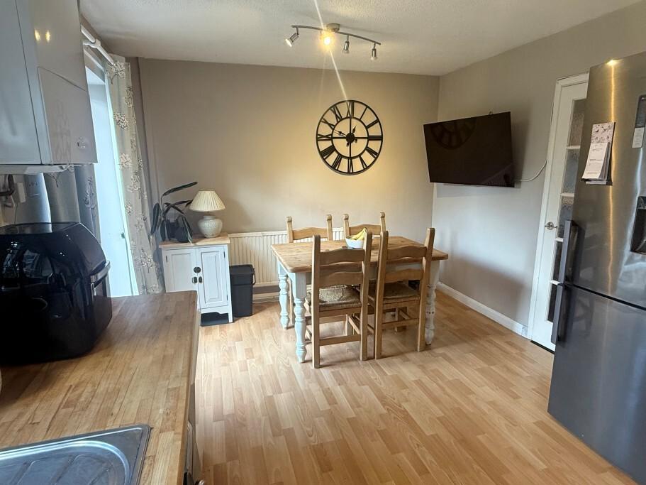 Kitchen/Diner Pic 3