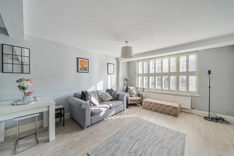 3 bedroom maisonette for sale, Earlsfield Road, London SW18