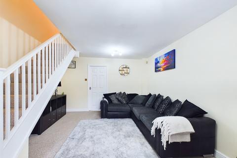 38 Agincourt, Hebburn, NE31 1AN