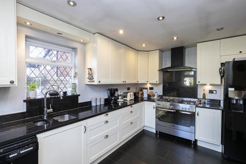 56 Roding View, Buckhurst Hill, IG9 6AQ