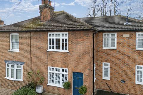 2 bedroom terraced house for sale, Smarts Lane, Essex IG10