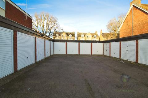 2 bedroom flat for sale, Linden Road, Bedfordshire MK40