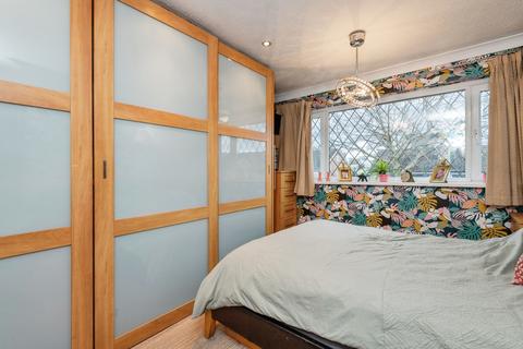 3 bedroom semi-detached house for sale, Towngate, West Yorkshire WF5