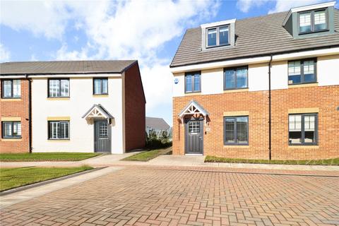 3 bedroom semi-detached house for sale, Wagtail Gardens, Tyne and Wear NE40