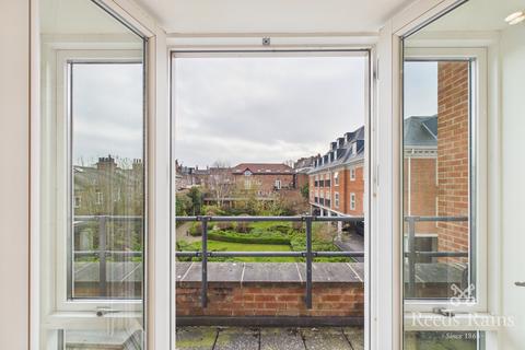 1 bedroom apartment for sale, Skeldergate, North Yorkshire YO1