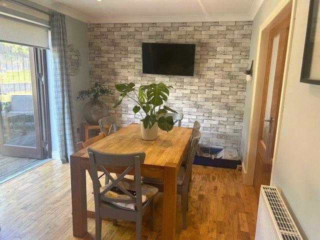 Breakfasting Kitchen