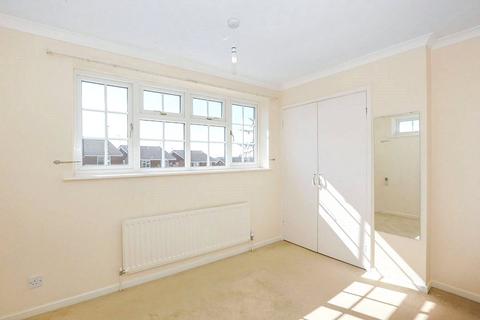 10 Corfe Close, Wolverhampton, WV6 7RT