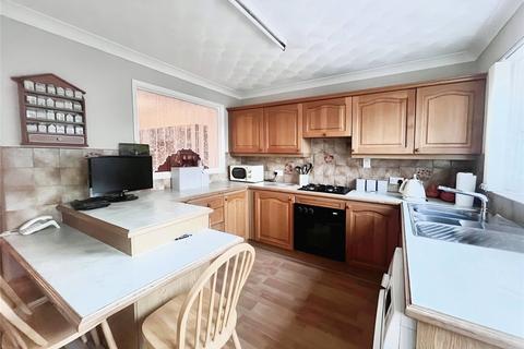 3 bedroom end of terrace house for sale, Hollytree Avenue, Kent BR8