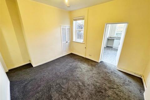 2 bedroom terraced house to rent, Wellington Road, Manchester M27