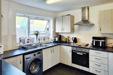 146 Bishopdale, Telford, TF3 1SG