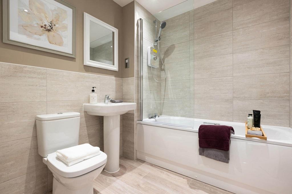 Family-friendly bathroom
