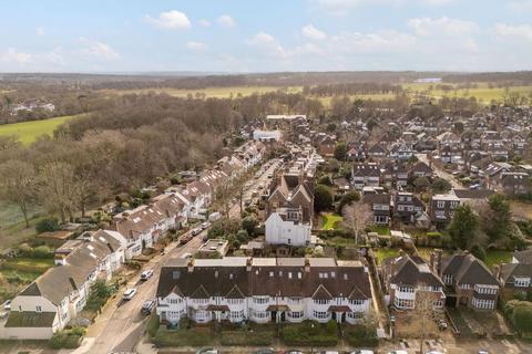 58 Vicarage Road, London, SW14 8RU