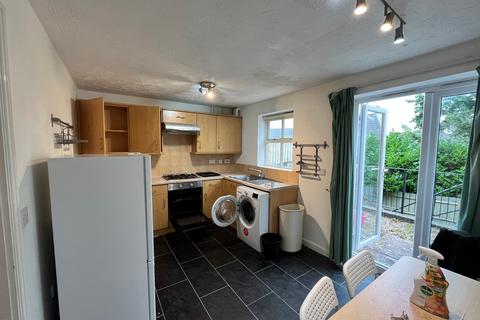 3 bedroom house to rent, Trellick Walk, Bristol BS16