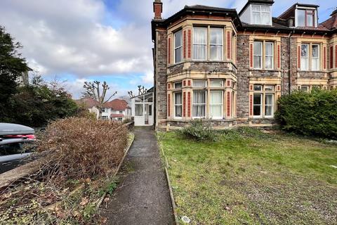 4 bedroom flat to rent, Woodstock Road, Bristol BS6