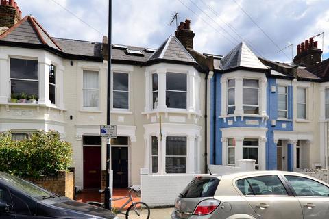 4 bedroom terraced house to rent, Bridgeman Road, Acton Green, London, W4