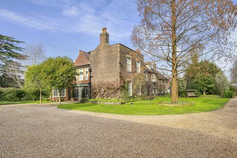 7 bedroom detached house for sale, St. Margarets, Woodford Green, IG8