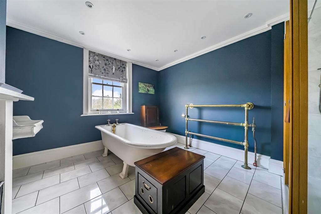 Bath1.jpg