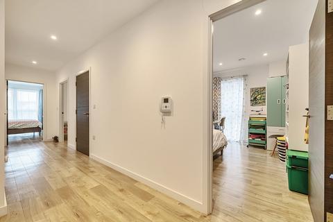 Flat 6, 3 Station Approach, London, SE26 5FD