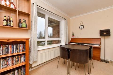 2 bedroom flat for sale, 14 All Saints Road, Sutton SM1