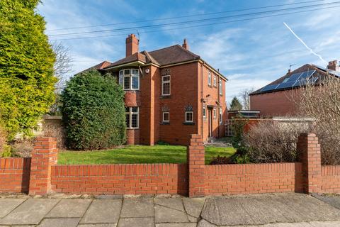 3 bedroom semi-detached house for sale, Mayfield House, Oakwood Grove, Horbury, WF4