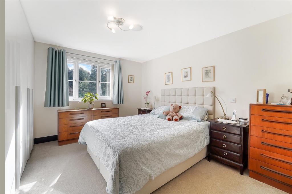 CHESHAM HEIGHTS, B3 (17).jpg