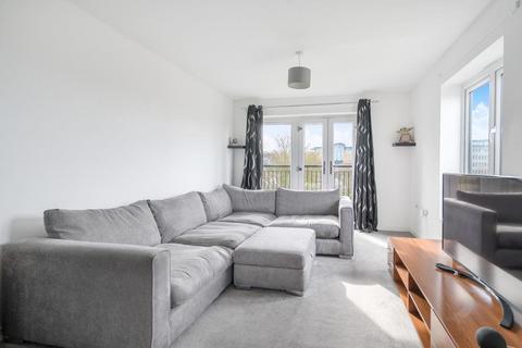 2 bedroom flat for sale, Bracknell,  Berkshire,  RG12