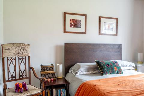 3 bedroom apartment for sale, Thornton Road, London, SW12
