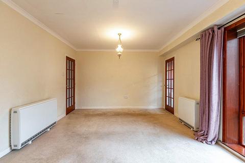 58 Howden Drive, Jedburgh, TD8 6JZ