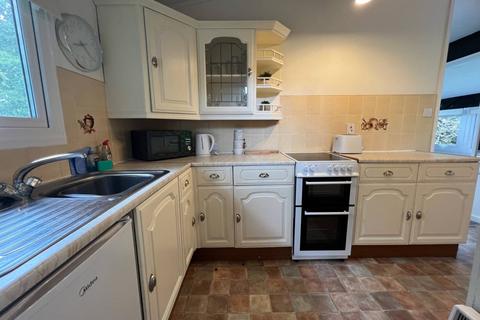 2 bedroom lodge for sale, Cenarth Newcastle Emlyn