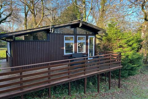 2 bedroom lodge for sale, Cenarth Newcastle Emlyn