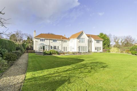 5 bedroom detached house for sale, Well Lane, Gayton, Wirral