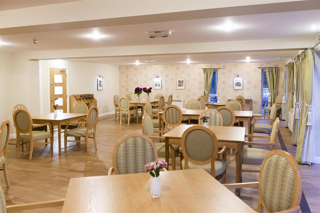 Windsor House Shef Dining2 20 Jan14[1].jpg
