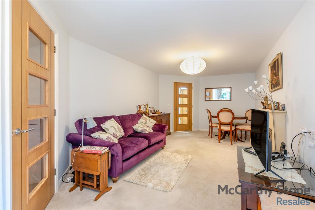 8637037-interior09.jpg