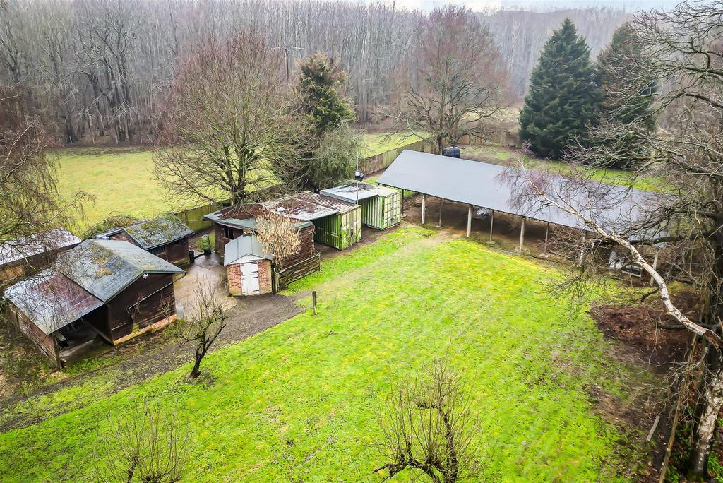 Barn &amp; stables