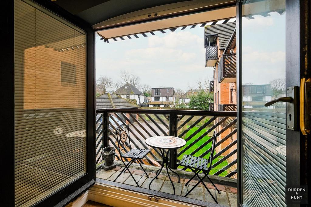 Boleyn court-26 web.jpg