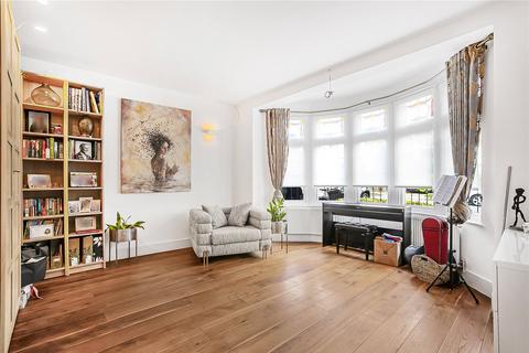 7 Downes Court, London, N21 3PT