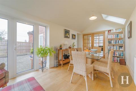 98 Fellows Lane, Birmingham, B17 9TX
