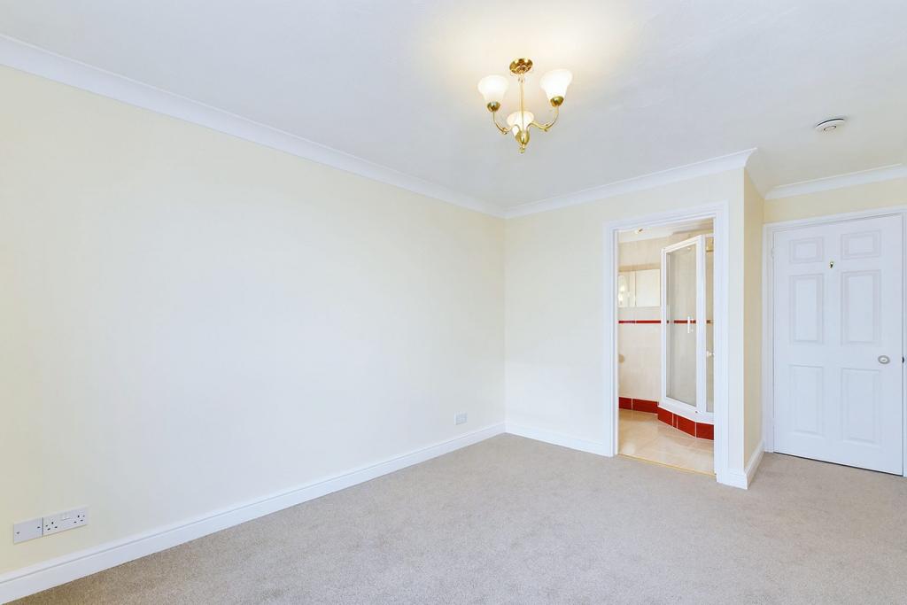 Bedroom one's en-suite access