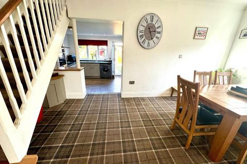 8 Ormesby Bank, Ormesby, Middlesbrough, TS7 9EA