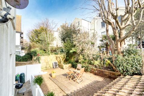 2 bedroom flat for sale, 32 Cambridge Road, Hove, East Sussex