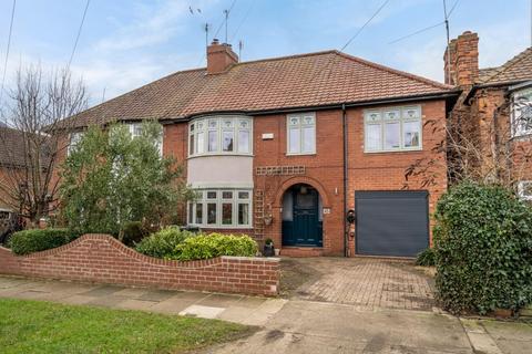 5 bedroom semi-detached house for sale, Westlands Grove, York