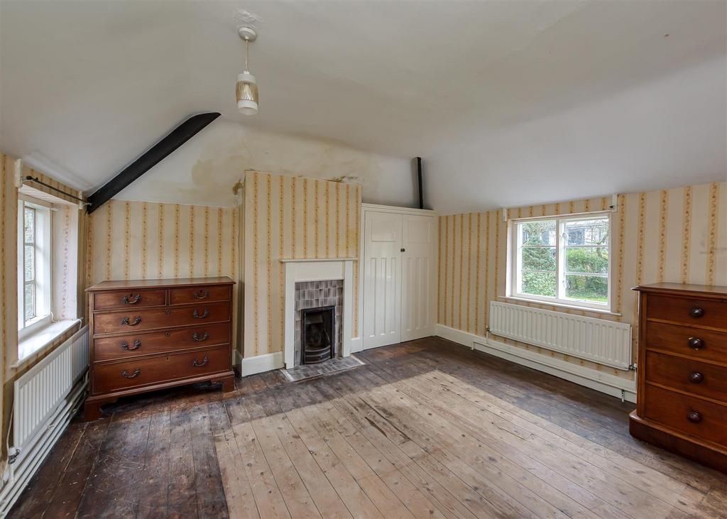 Bridge Cottage-bed2.jpg