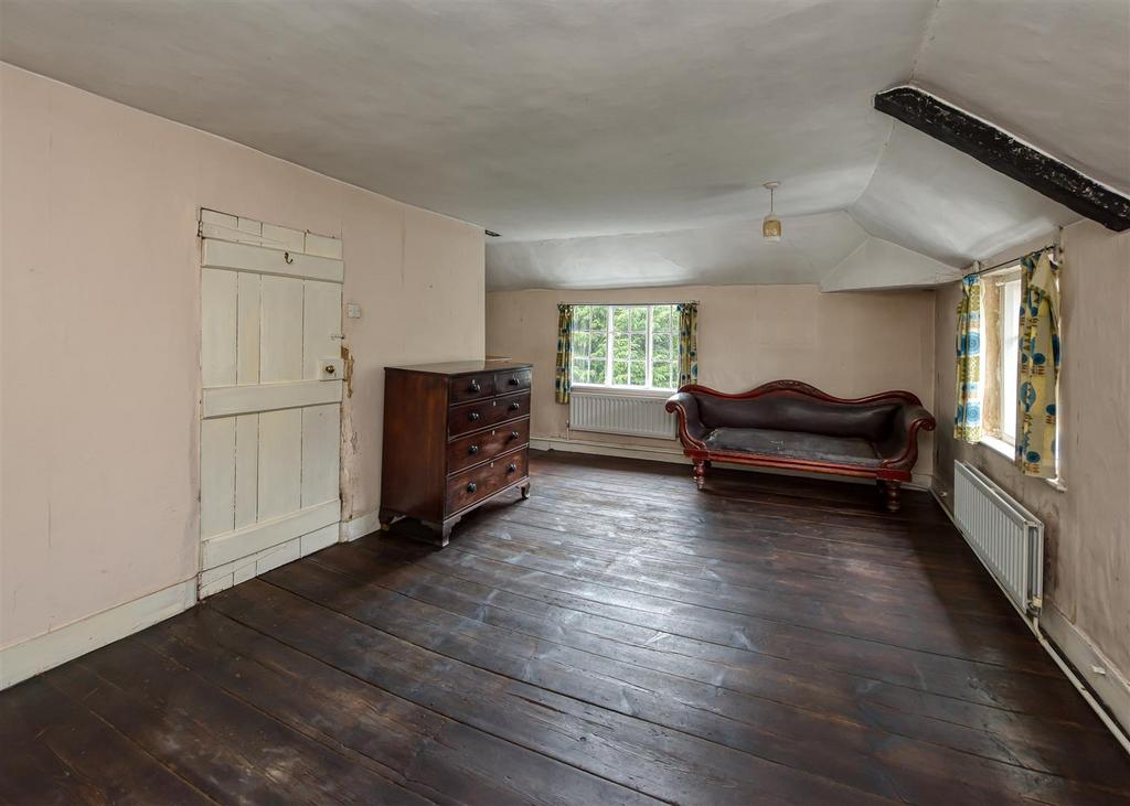 Bridge Cottage-bed1a.jpg