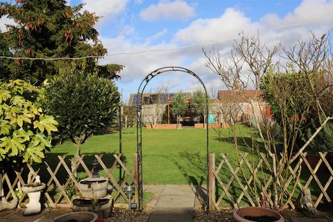 3 bedroom semi-detached bungalow for sale, Shaftesbury Drive, Maidstone