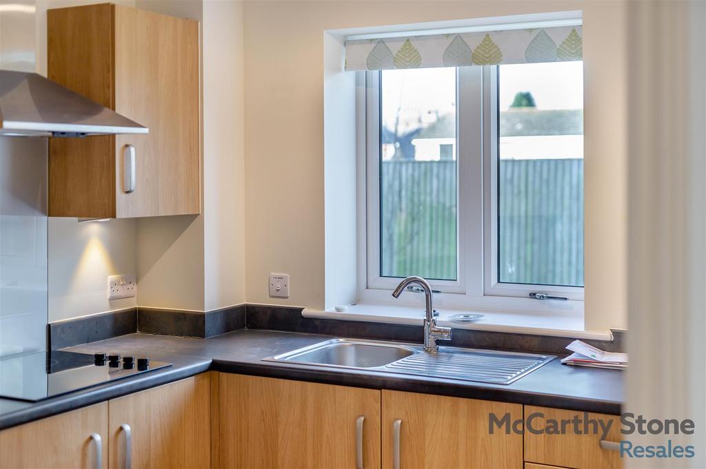 8634778-interior20.jpg