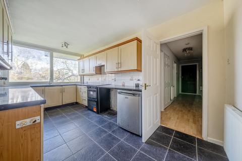 2 bedroom flat for sale, Sycamore Avenue, Chandler's Ford, Eastleigh, Hampshire, SO53