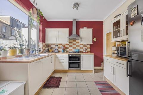 2 bedroom end of terrace house for sale, Churchfields Road, Beckenham, Kent