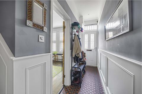 12 Churchfields Road, Beckenham, BR3 4QW