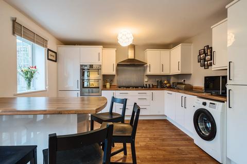 32 Collett Road, Norton Fitzwarren, Taunton, TA2 6DD